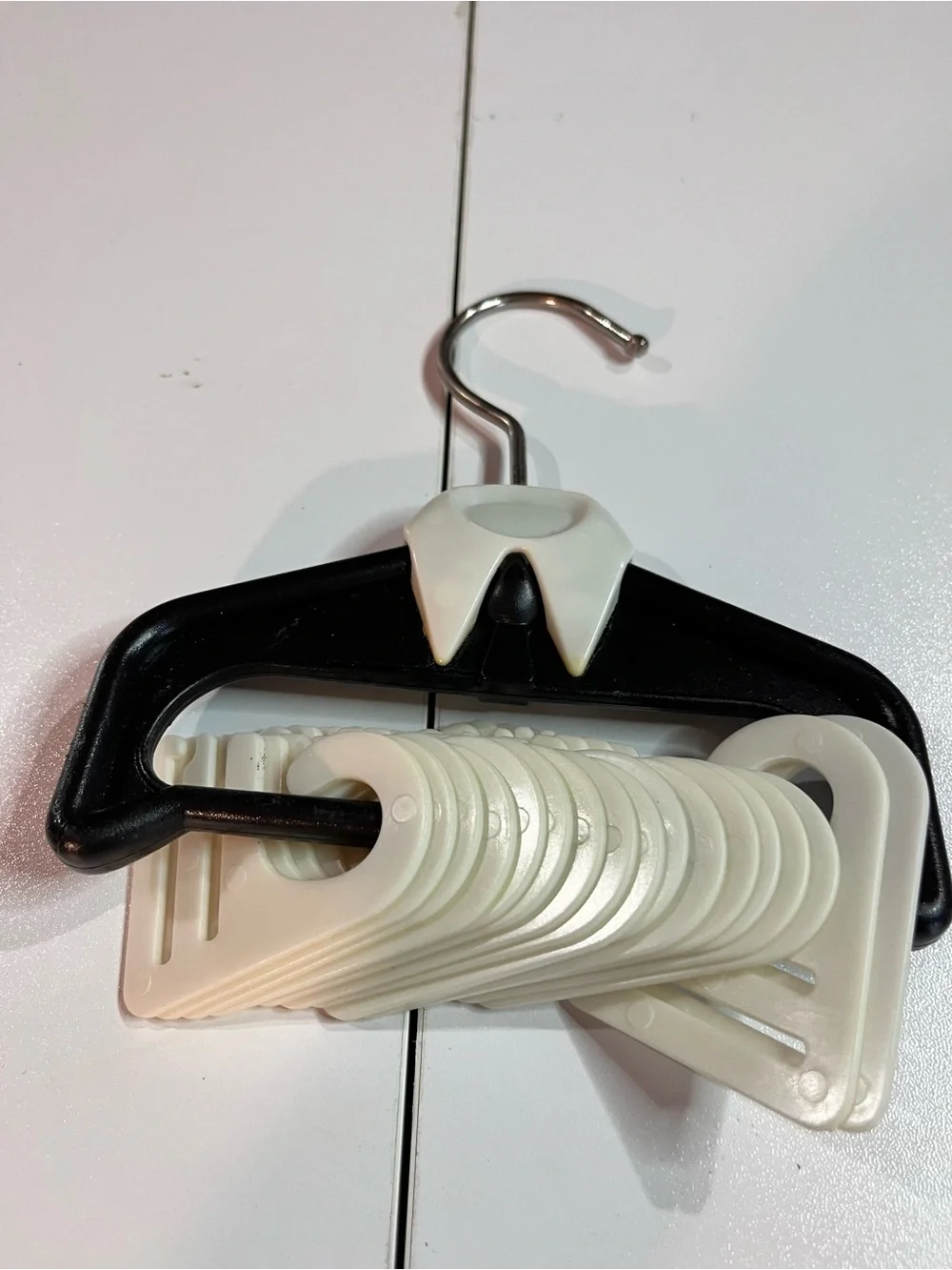 Vintage Mens 1970s Tie Hanger Holder Plastic Black & White